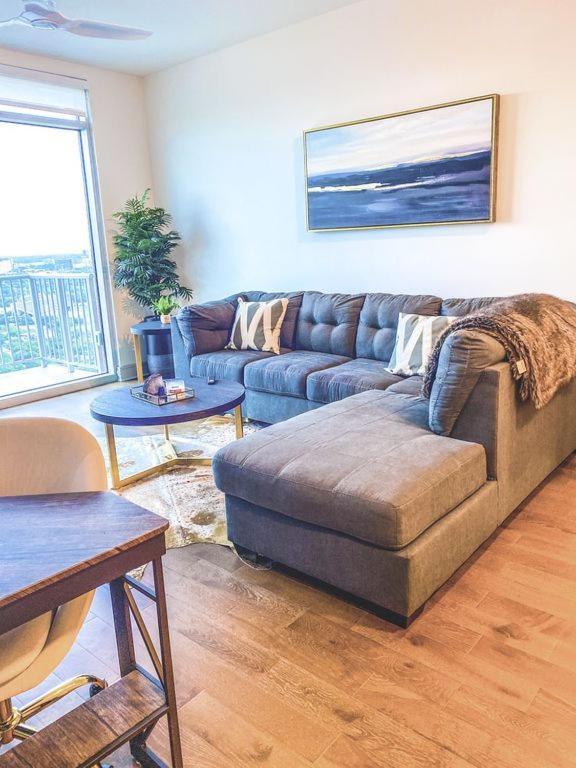 Medcenter Vacation Glasspad Skyline Views, 1 Free Prking Spot, Sleeps 4, Ask For Rental Car Option ヒューストン エクステリア 写真